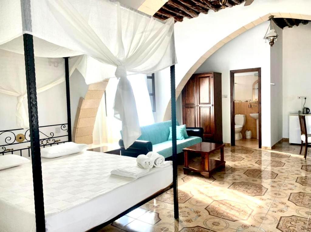 Villa Lembos Hotel Karpaz Rizokarpaso 외부 사진